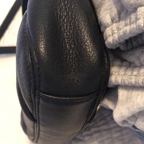 Michael Kors crossbody - Picture 4 of 12